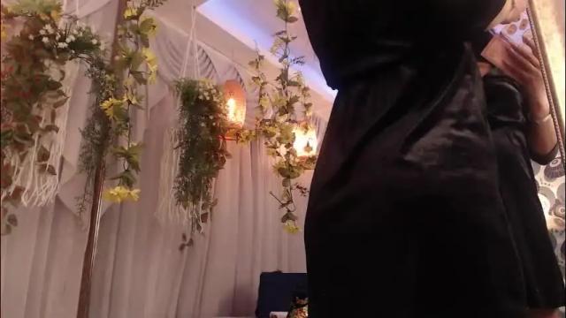 Thumbnail 1, zoe_vixen's Stream at Chaturbate, 2 months ago