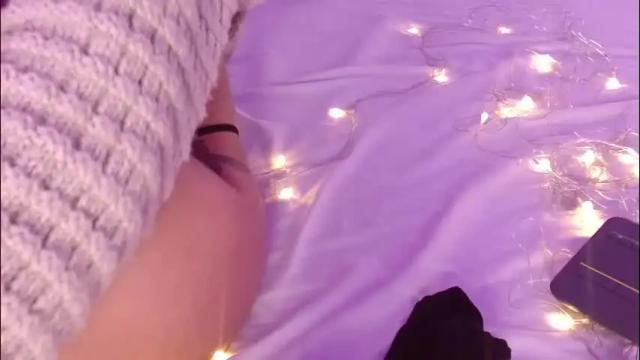Image 4 of zoe_vixen Stream on Chaturbate on 1 month ago