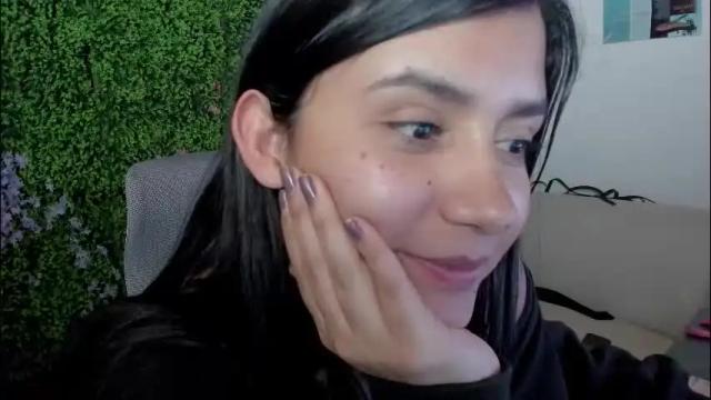 Image 6 of zoe_wattson Stream on Chaturbate on 2 months ago