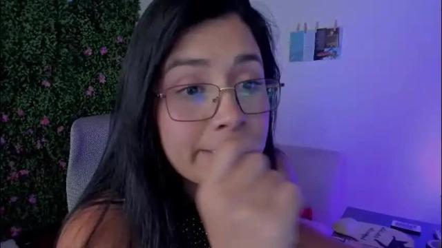 Image 11 of zoe_wattson Stream on Chaturbate on 1 month ago