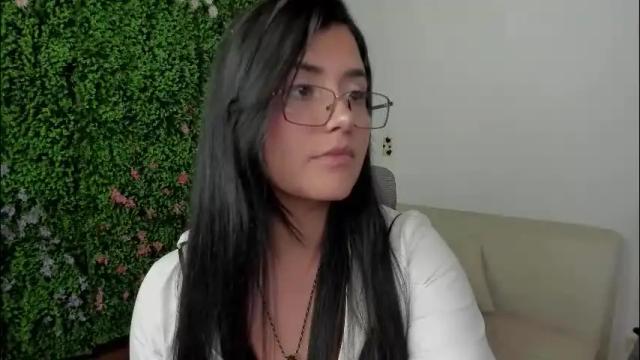 Image 4 of zoe_wattson Stream on Chaturbate on 1 month ago