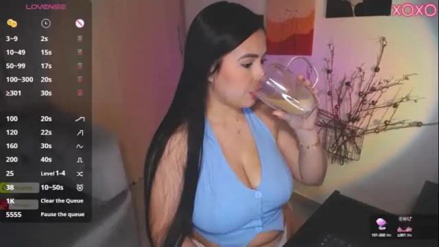 Image 11 of zoebolton1 Stream on Chaturbate on 26 days ago