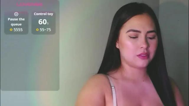 Image 3 of zoebolton1 Stream on Chaturbate on 1 month ago