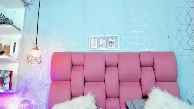 Image 6 of zoebrahamm Stream on Chaturbate on 2 months ago