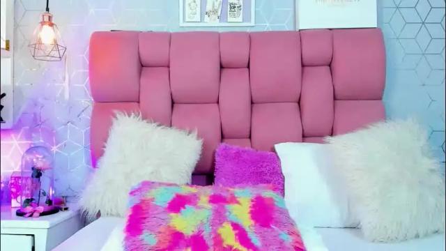 Image 8 of zoebrahamm Stream on Chaturbate on 1 month ago