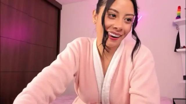 Image 12 of zoecams Stream on Chaturbate on 2 months ago