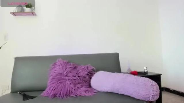 Image 8 of zoecollinss Stream on Chaturbate on 16 months ago
