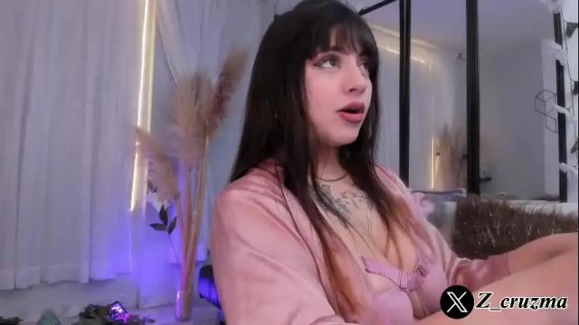 Image 4 of zoee_cruz Stream on Chaturbate on 20 days ago