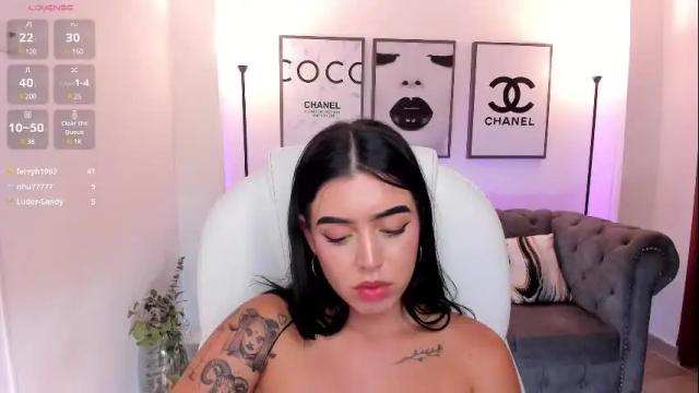 Thumbnail 1, zoee_jackson's Stream at Chaturbate, 1 month ago
