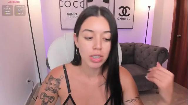 Image 10 of zoee_jackson Stream on Chaturbate on 12 days ago