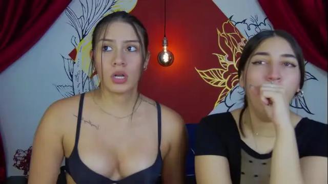 Image 6 of zoee_moretti Stream on Chaturbate on 13 days ago