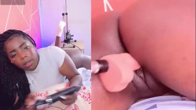 Image 7 of zoeethompson_cm Stream on Chaturbate on 1 month ago