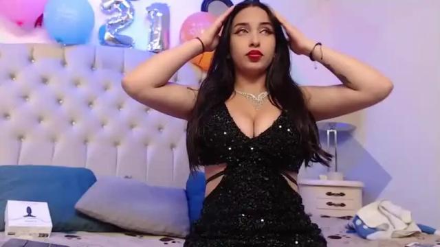 Image 6 of zoegross Stream on Chaturbate on 18 months ago