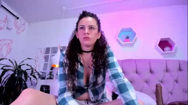 Thumbnail 1, zoehilton's Stream at Chaturbate, 2 months ago