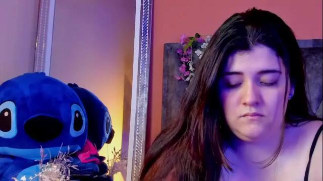 Image 3 of zoekley Stream on Chaturbate on 1 month ago