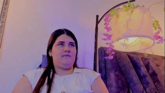 Image 4 of zoekley Stream on Chaturbate on 8 days ago