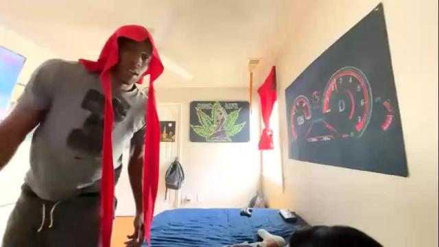 Image 6 of zoel87 Stream on Chaturbate on 4 months ago