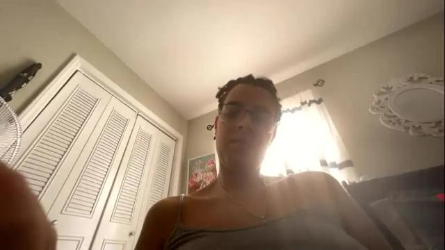 Image 3 of zoel87 Stream on Chaturbate on 4 months ago