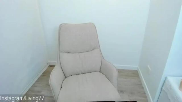 Image 3 of zoeliiv Stream on Chaturbate on 14 months ago