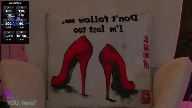 Image 3 of zoemesmerizee Stream on Chaturbate on 1 month ago