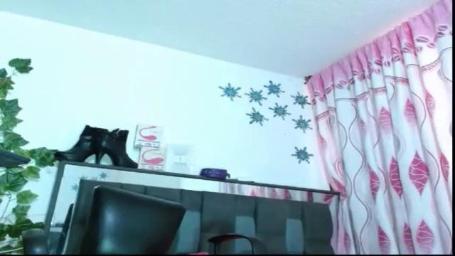 Image 11 of zoemi Stream on Chaturbate on 8 days ago