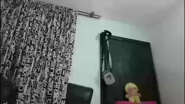 Image 2 of zoemi Stream on Chaturbate on 1 month ago