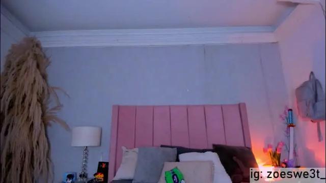 Image 3 of zoemiller32 Stream on Chaturbate on 2 months ago
