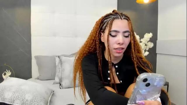 Image 8 of zoerodriguezz Stream on Chaturbate on 1 month ago