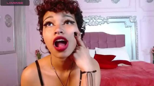 Image 11 of zoestone23 Stream on Chaturbate on 21 months ago