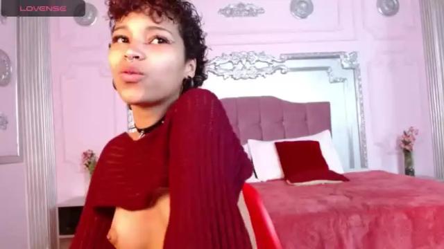 Image 12 of zoestone23 Stream on Chaturbate on 20 months ago