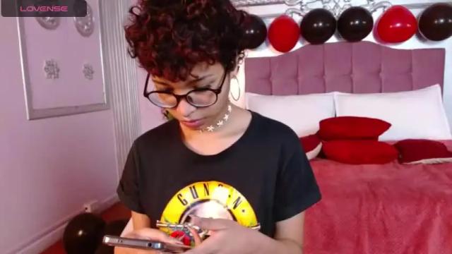 Image 4 of zoestone23 Stream on Chaturbate on 20 months ago