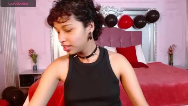 Image 12 of zoestone23 Stream on Chaturbate on 20 months ago