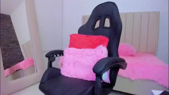 Image 3 of zoeth_ruiz Stream on Chaturbate on 2 months ago