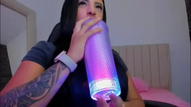 Image 7 of zoeth_ruiz Stream on Chaturbate on 2 months ago