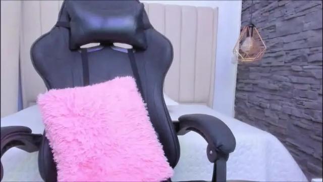 Image 4 of zoeth_ruiz Stream on Chaturbate on 2 months ago