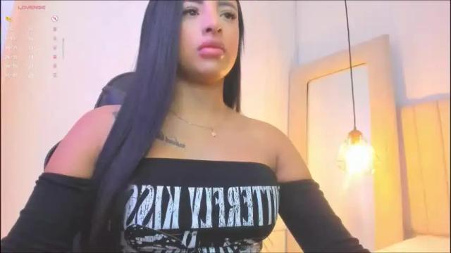 Image 11 of zoeth_ruiz Stream on Chaturbate on 1 month ago