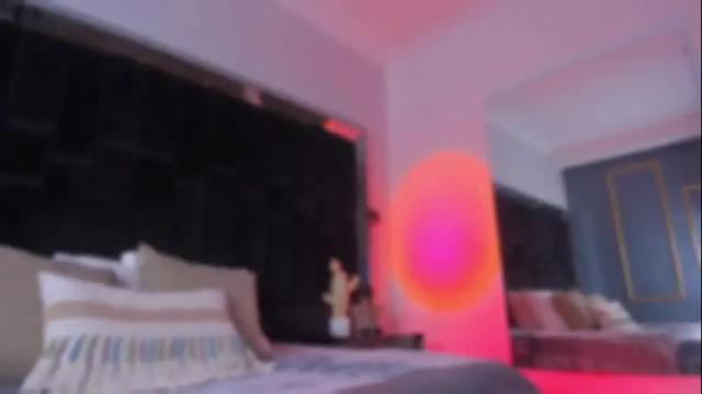 Image 4 of zoevidal_ Stream on Chaturbate on 1 month ago