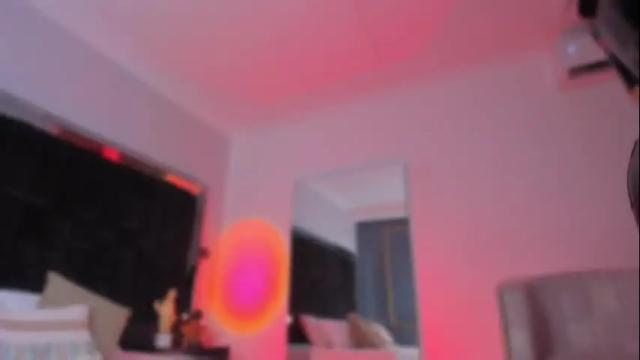 Image 8 of zoevidal_ Stream on Chaturbate on 27 days ago