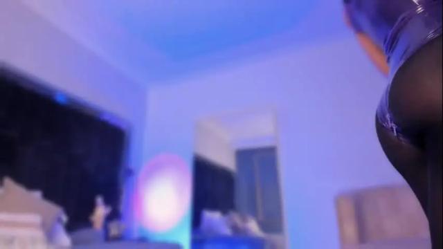 Image 8 of zoevidal_ Stream on Chaturbate on 9 days ago