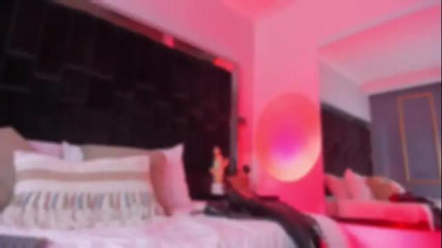 Image 8 of zoevidal_ Stream on Chaturbate on 1 month ago