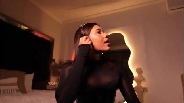 Image 4 of zoevidal_ Stream on Chaturbate on 1 month ago