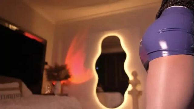 Image 8 of zoevidal_ Stream on Chaturbate on 12 days ago