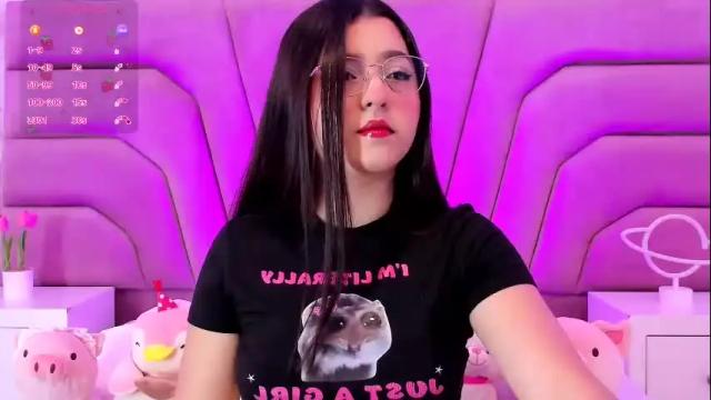Image 3 of zoewillian Stream on Chaturbate on 1 month ago