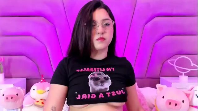 Image 10 of zoewillian Stream on Chaturbate on 3 days ago