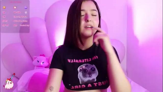 Image 7 of zoewillian Stream on Chaturbate on 2 months ago