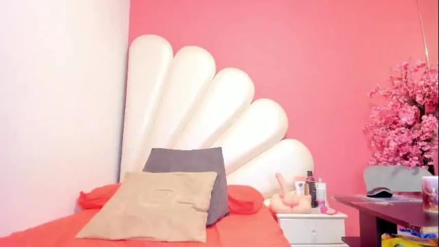 Image 4 of zoey_donovan_ Stream on Chaturbate on 1 month ago