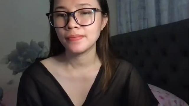 Image 12 of zoey_foryou Stream on Chaturbate on 14 days ago