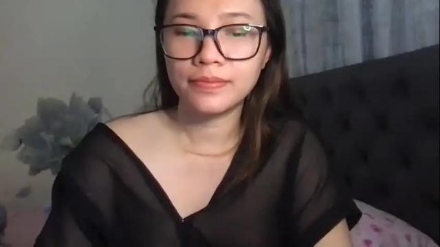 Image 3 of zoey_foryou Stream on Chaturbate on 14 days ago