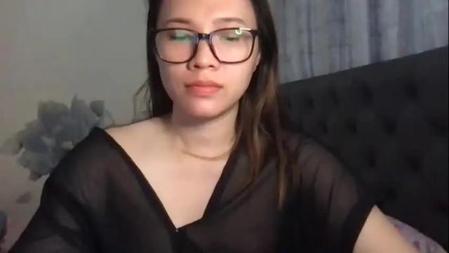 Image 4 of zoey_foryou Stream on Chaturbate on 14 days ago