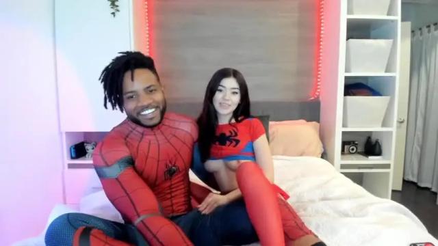 Image 3 of zoey_jade Stream on Chaturbate on 27 months ago